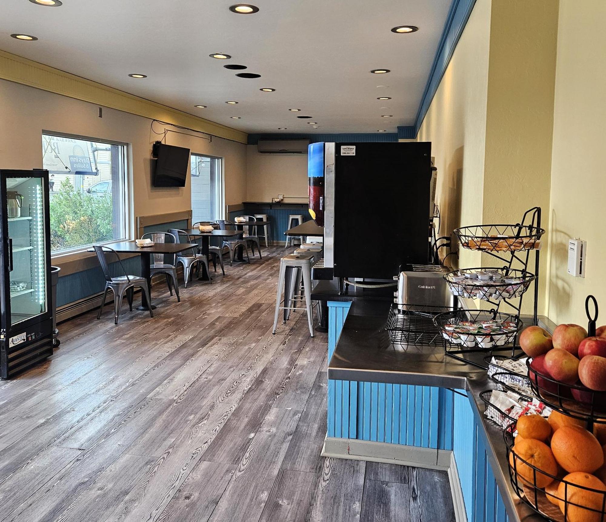 Days Inn And Suites By Wyndham Downtown Missoula-University Exterior photo